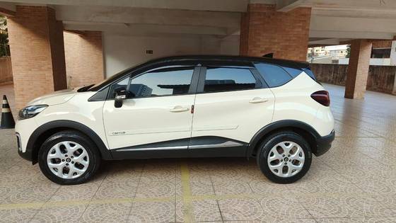 RENAULT CAPTUR 1.6 16V SCE FLEX ZEN X-TRONIC